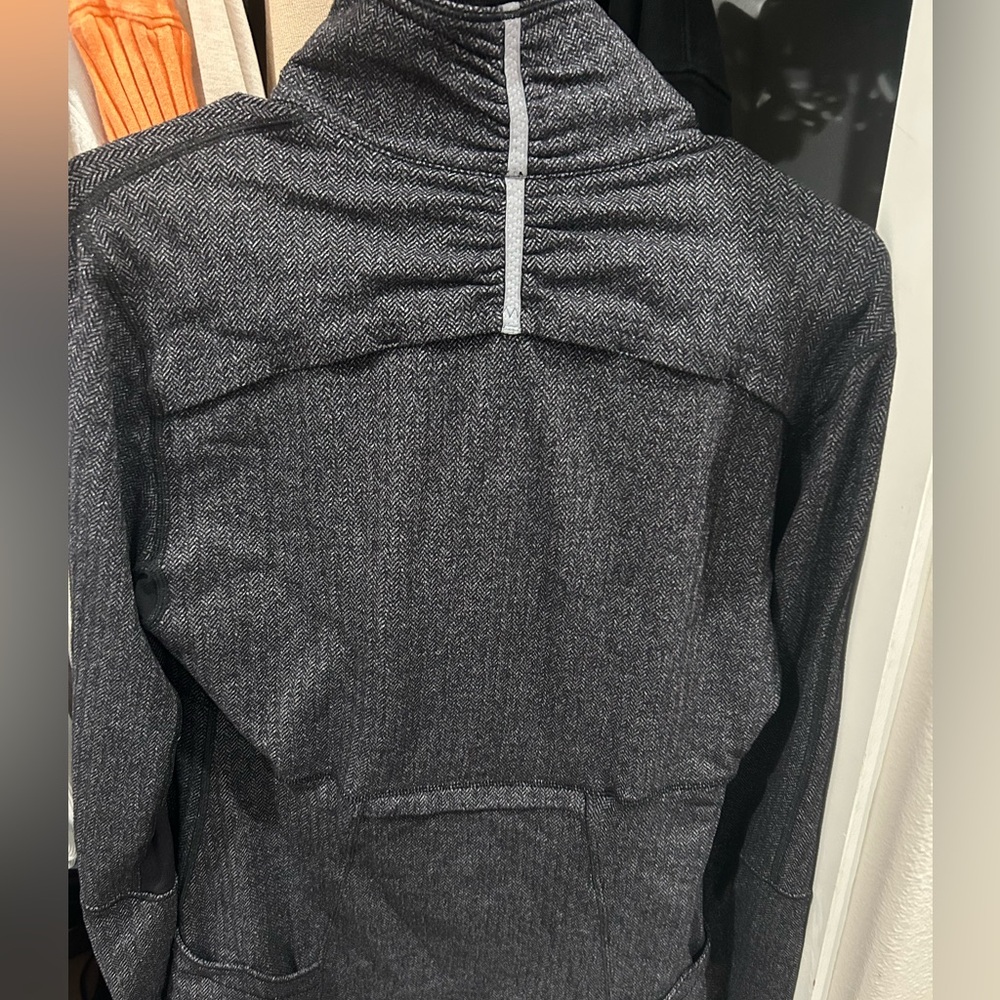 Lululemon Half-Zip Base Runner Herringbone zip-up size 10